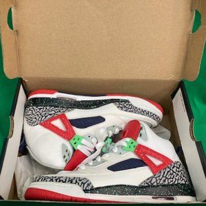 Jordan Spizike Light Poison Green Boys size 7Y